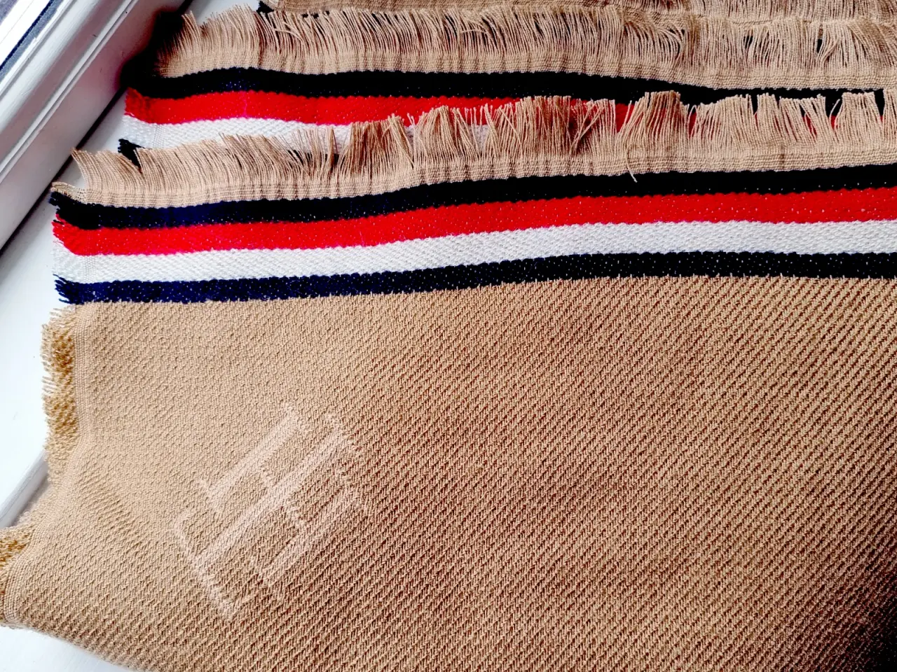 Billede 8 - Tommy Hilfiger poncho alm 1.499,-
