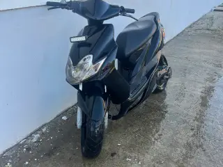 Yamaha Jog R sælges i dele