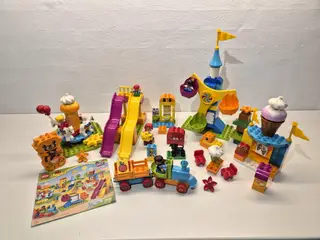 Duplo Stor Forlystelsespark NR10840 med Pariserhju