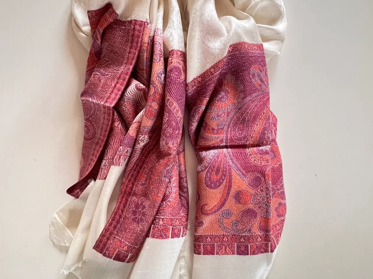 Billede 4 - Eksklusivt 100% Ren Pashmina Sjal – Håndvævet Luks