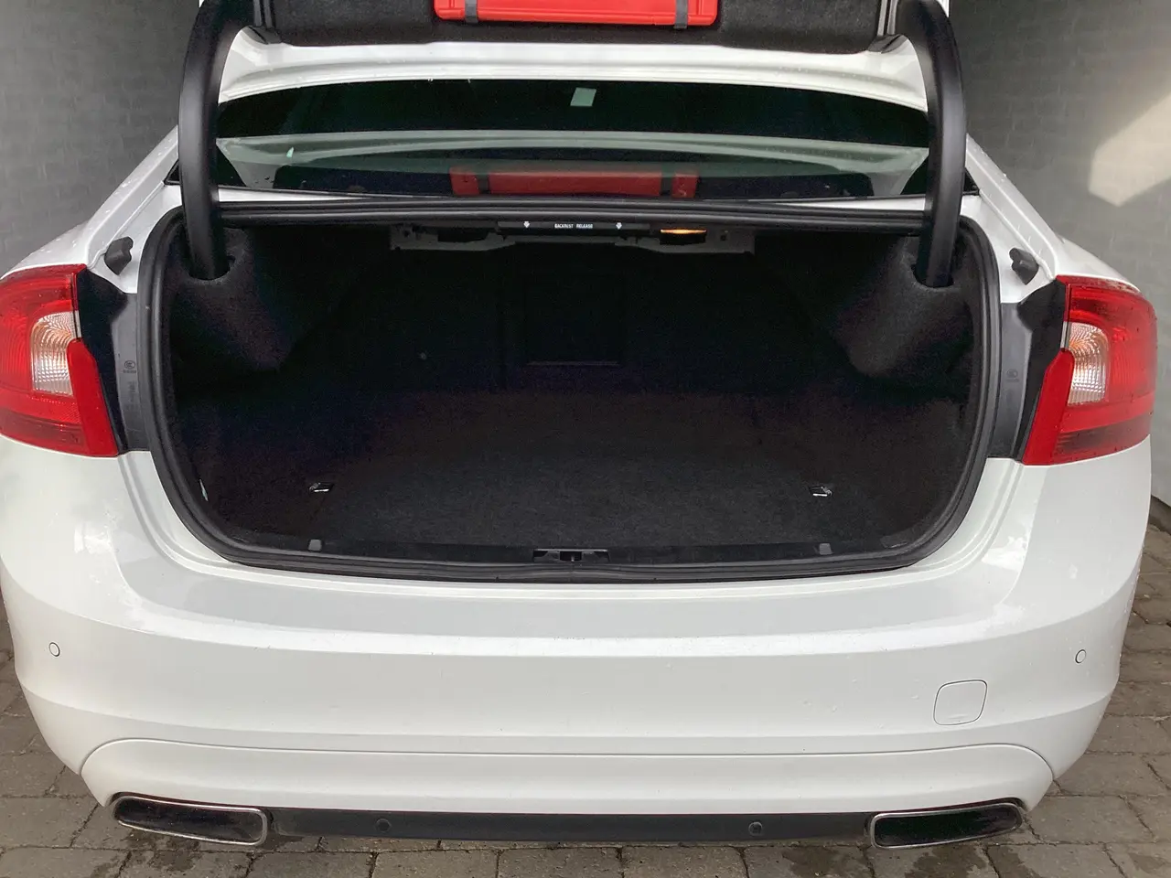 Billede 8 - Velholdt Volvo S60 190 heste