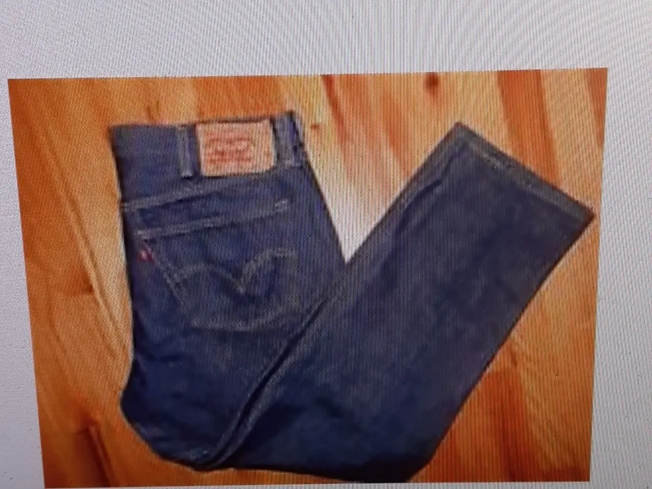 Billede 1 - Bukser-Nye/ubrugte orginale Dame Levis //str: 30