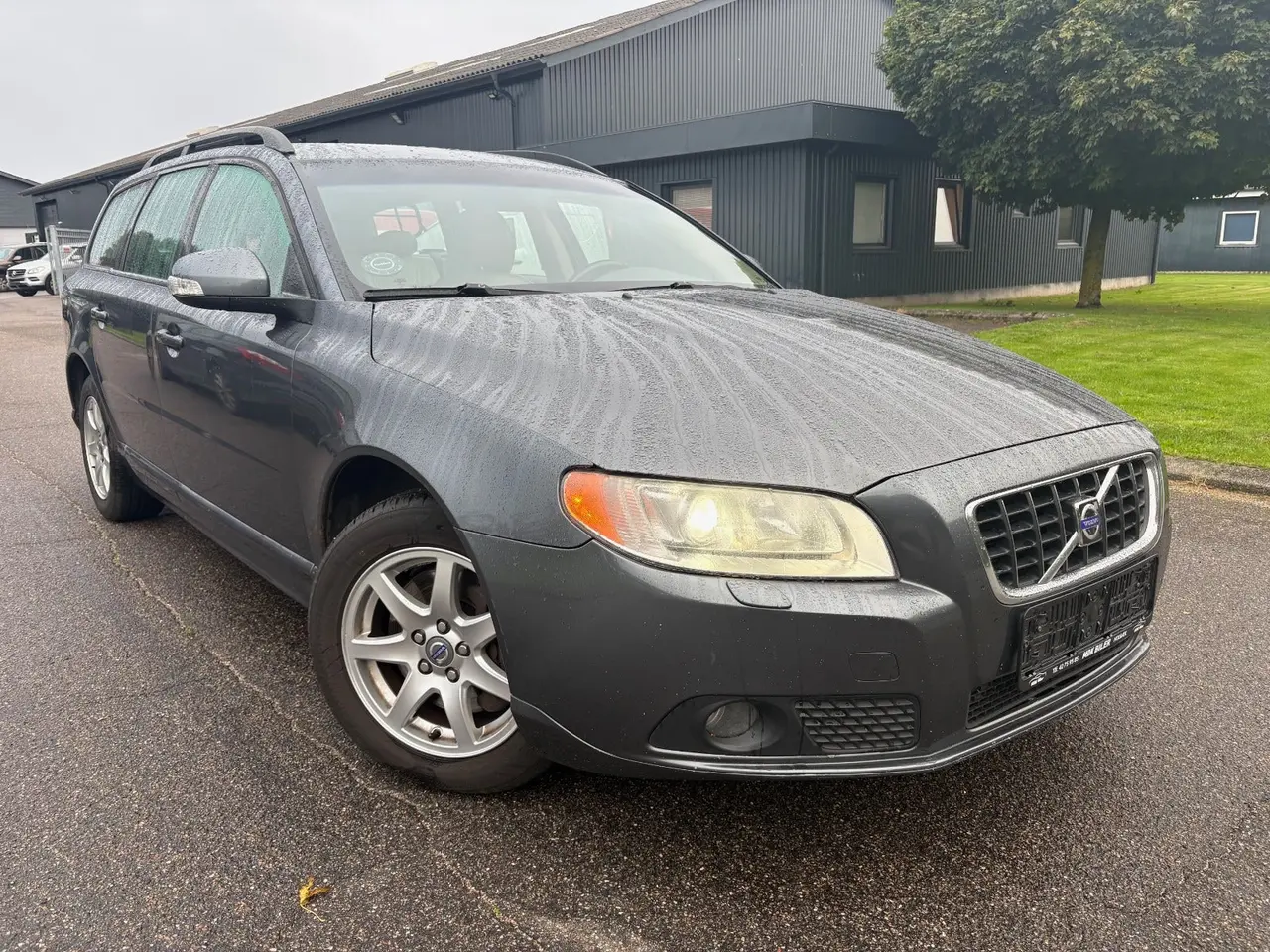 Billede 1 - Volvo V70 2,5 T Momentum aut.
