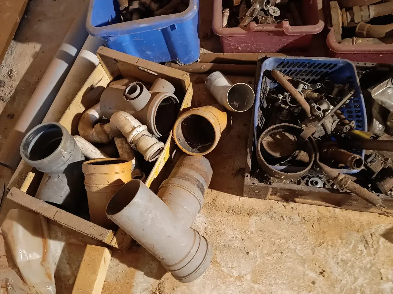 Billede 3 - Oprydning fittings og andet