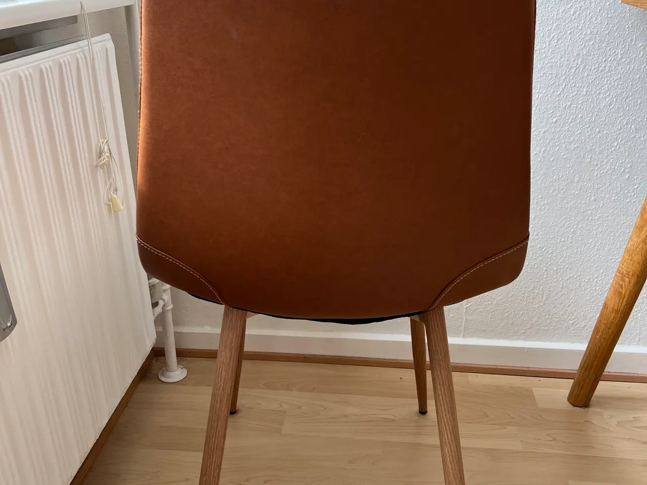 Billede 7 - Spisebord med stole