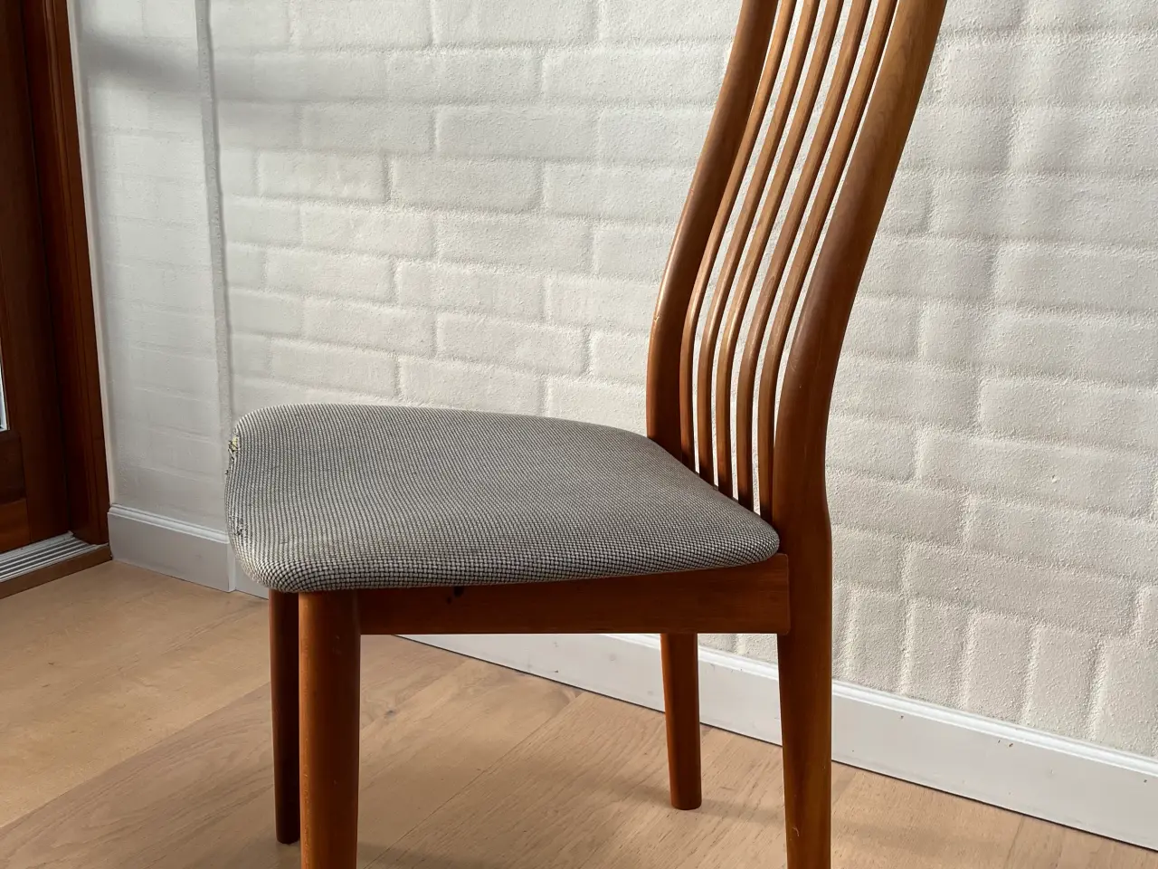 Billede 4 - Elegante spisebordstole, 6 stk