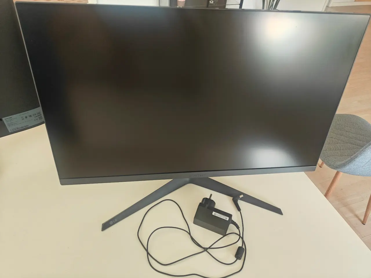 Billede 2 - 27" pc skærm