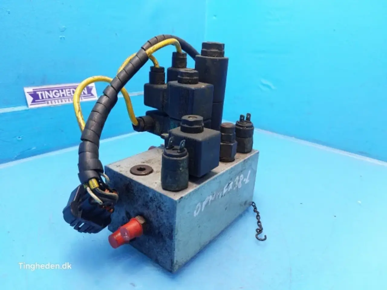 Billede 11 - New Holland FX38 Hydraulikventil 84037241