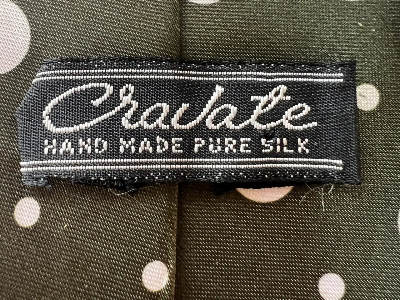 Billede 3 - Grønligt Slips m/Hvide Prikker. 100% Silke.