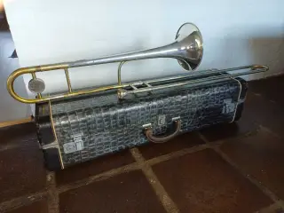 King 3-B Silver-Sonic Sælges