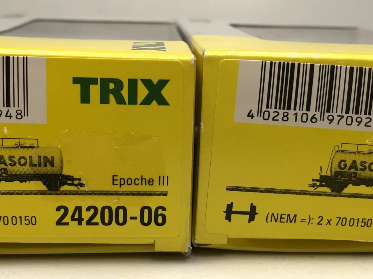 Billede 7 - TRIX...2 GASOLIN TANKVOGNE 24200-04