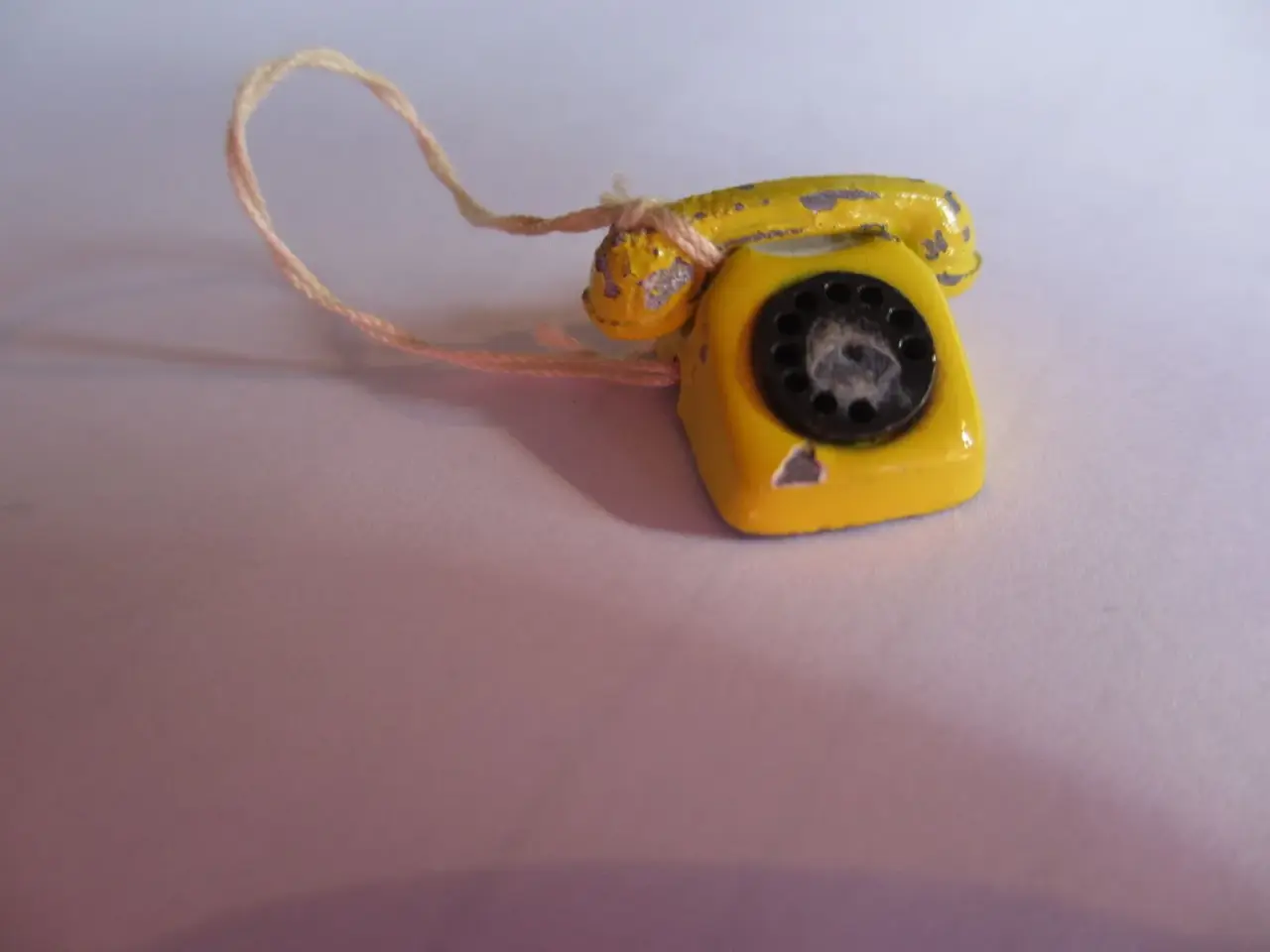 Billede 1 - telefon dukkehuset