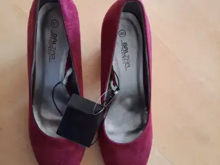 Balzar Pumps