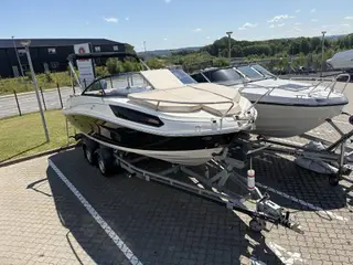 Bayliner VR5 Cuddy - Mercury F150 HK/Udstyr