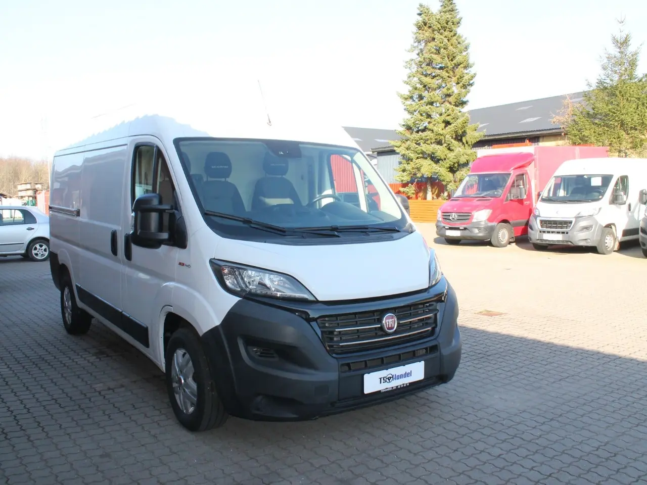 Billede 2 - Fiat Ducato 35 2,3 MJT 140 Kassevogn L2H2 Pro+ aut.