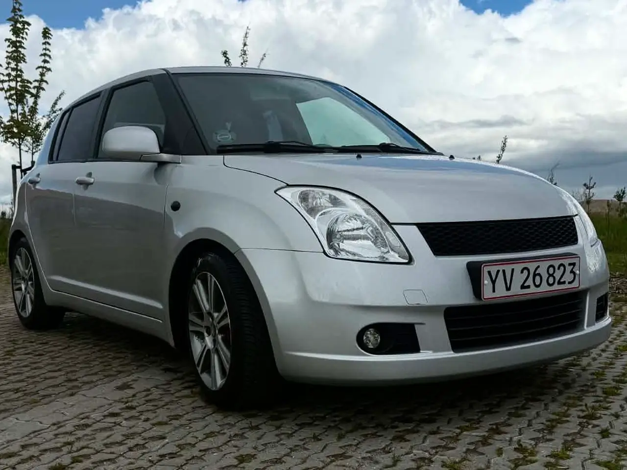 Billede 2 - Suzuki Swift med mange nye dele og med lavt km