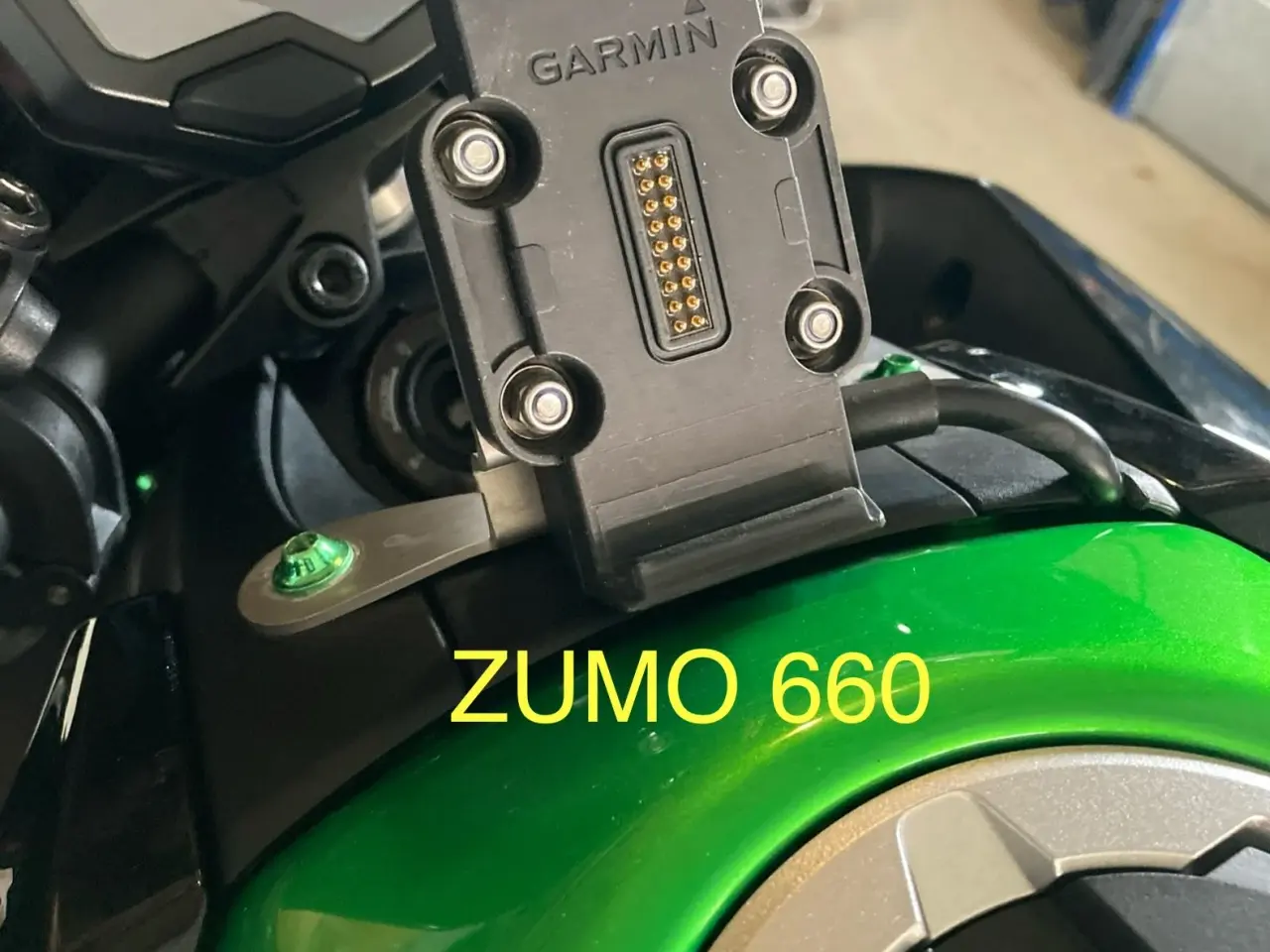 Billede 2 - Z900 Gps beslag