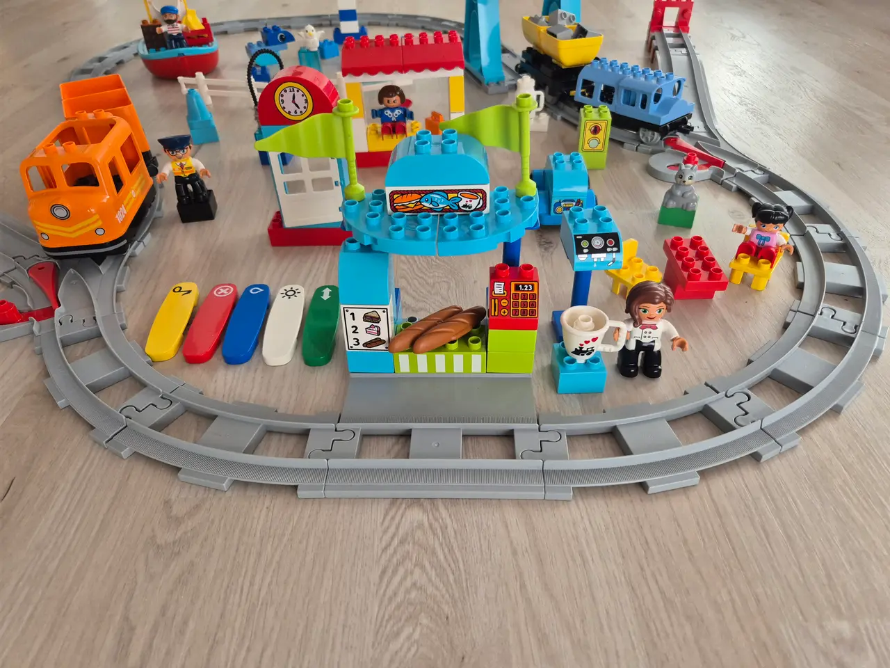 Billede 2 - Duplo Smart  Elektrisk Godstog NR10875,