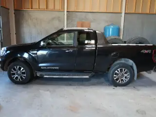 Varebil FORD RANGER 3.2 Tdci (200 Hk) Rap Cab 4x4 Automat