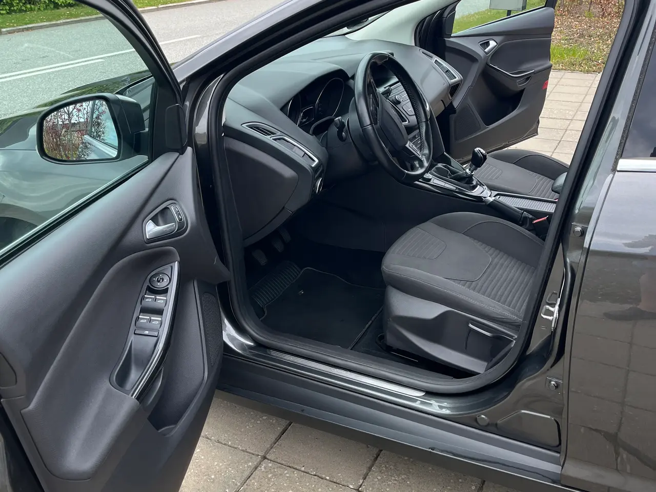 Billede 3 - Velholdt 1 ejer Focus Titanium 125Hk