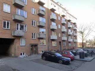 Parkering til leje på Haderslevgade 4 i Aarhus C.