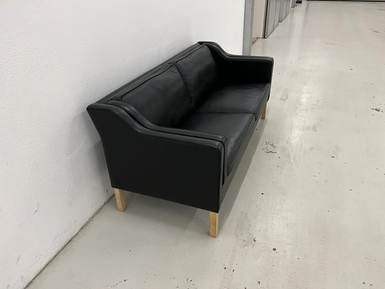 Billede 6 - Mogens Hansen MH 195 2,5 personers sofa sort 
