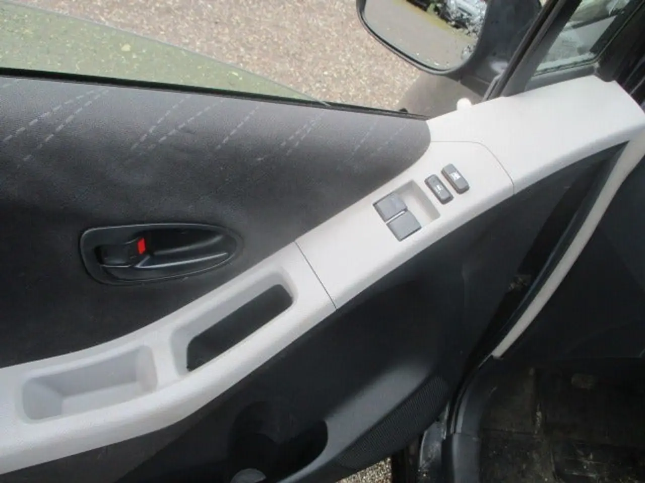 Billede 10 - Toyota Yaris 1,0 Luna