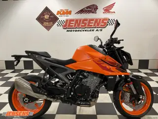 KTM 990 Duke
