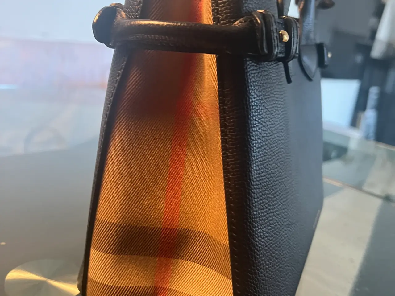 Billede 2 - Burberry The Banner (Small)