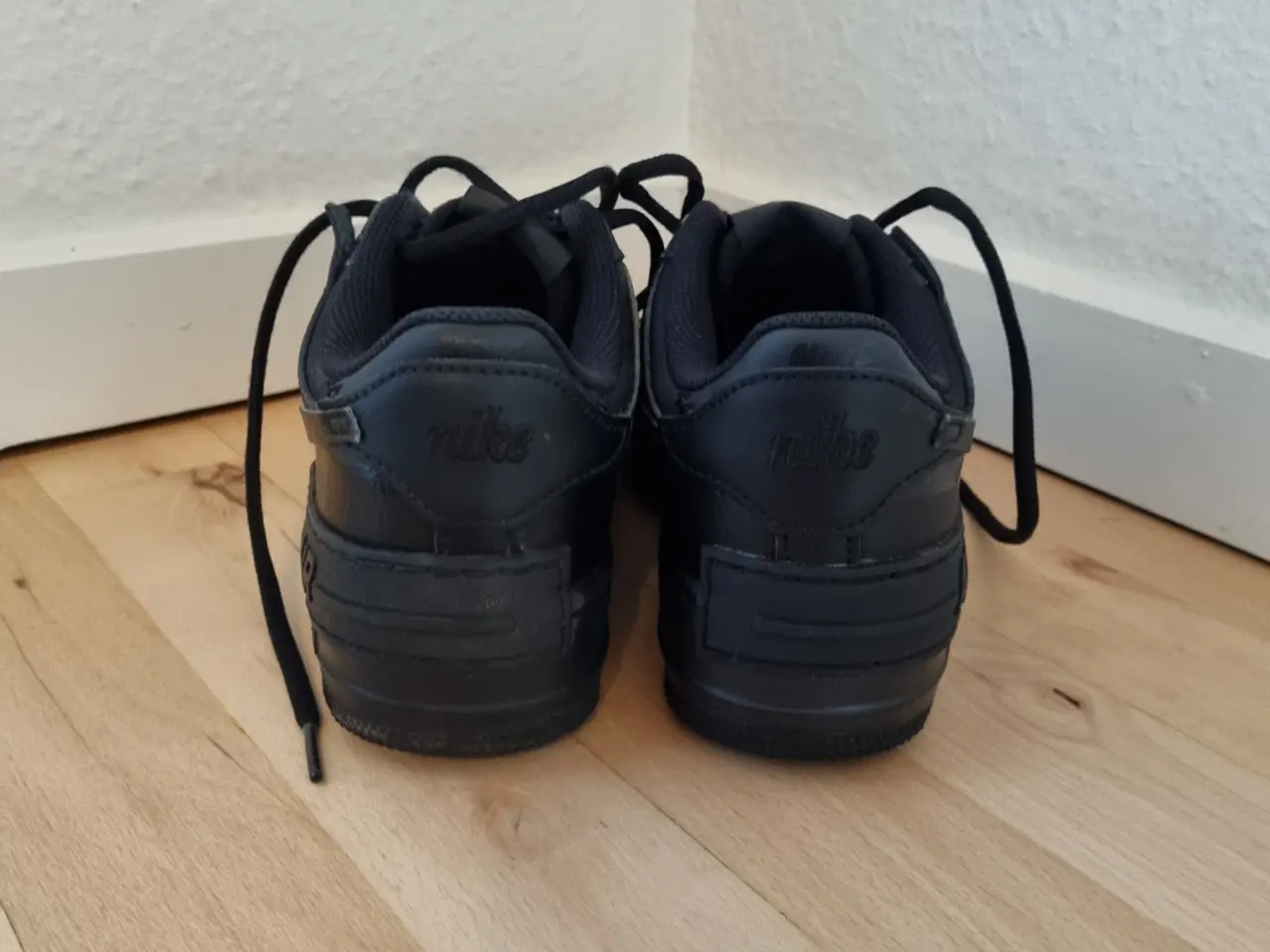 Billede 4 - NIKE W AF1 SHADOW Black sneakers str.37,5