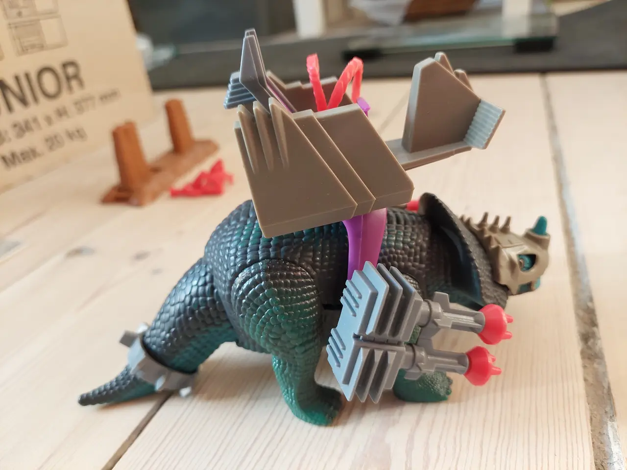 Billede 10 - Dino-Riders - Monoclonius med Mako-figur