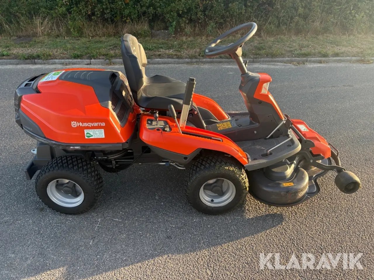 Billede 4 - Græsslåmaskine Husqvarna R216TAWD
