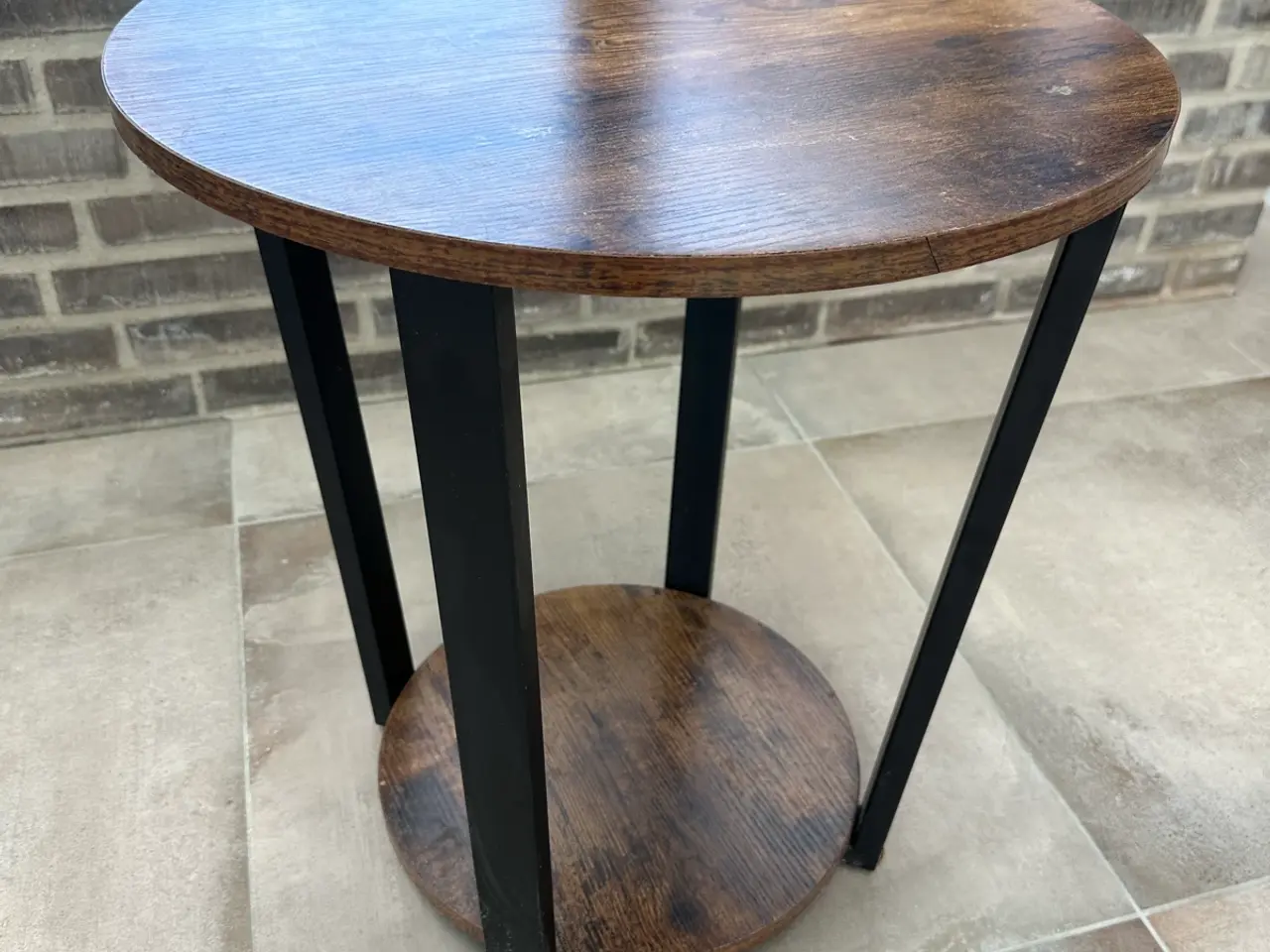Billede 1 - Rundt sofabord / sidebord i flot vintage-design