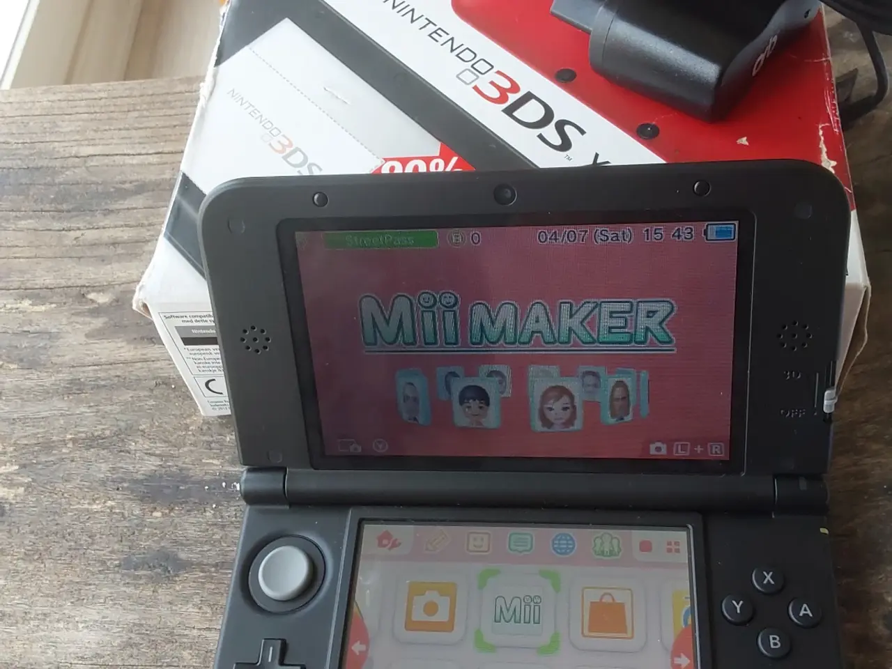 Billede 1 - NITENDO 3DS XL (RØD UDGAVE)