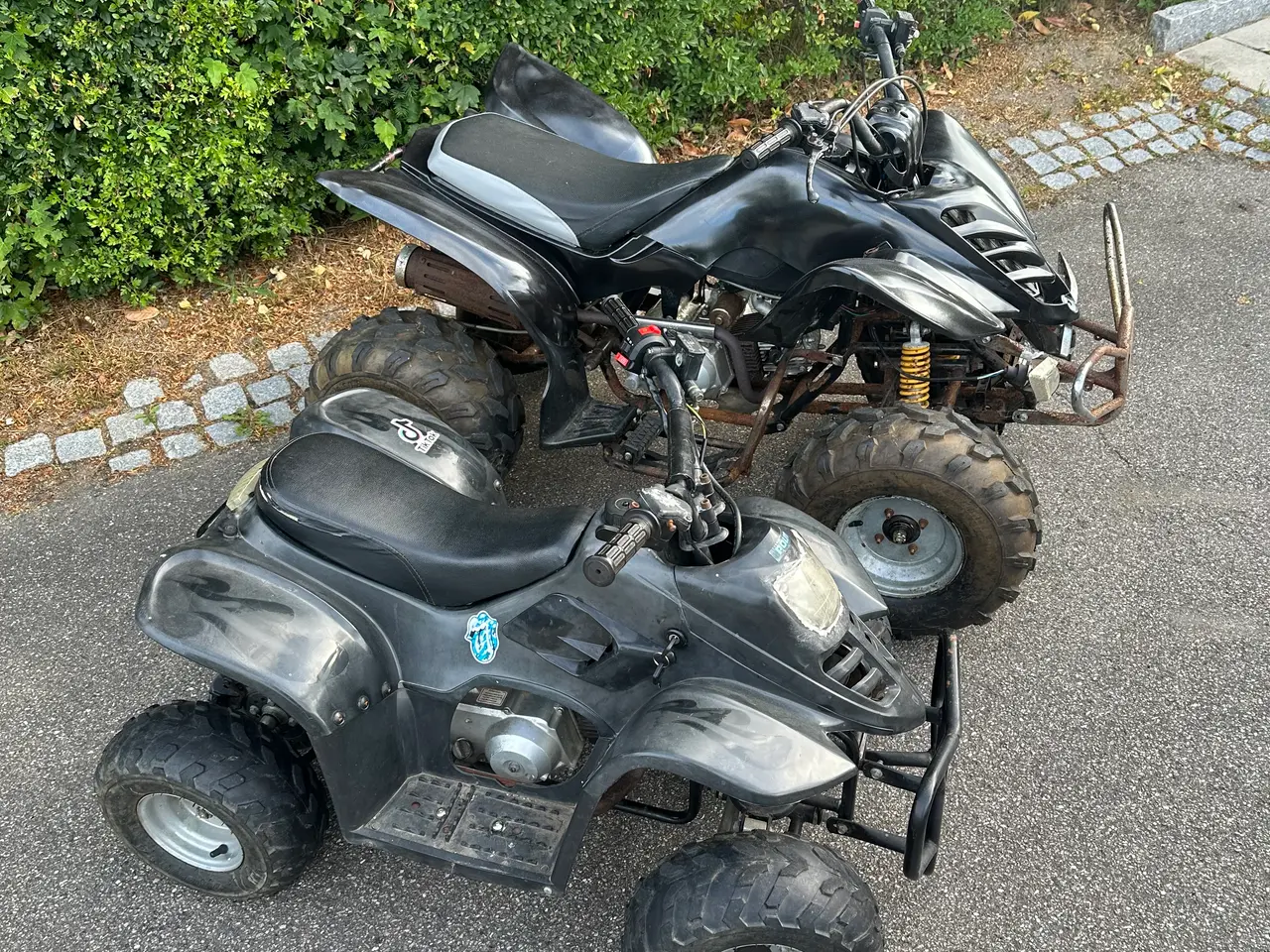 Billede 2 - 2 x 110cc ATV – elstart, nyt batteri og klar til s
