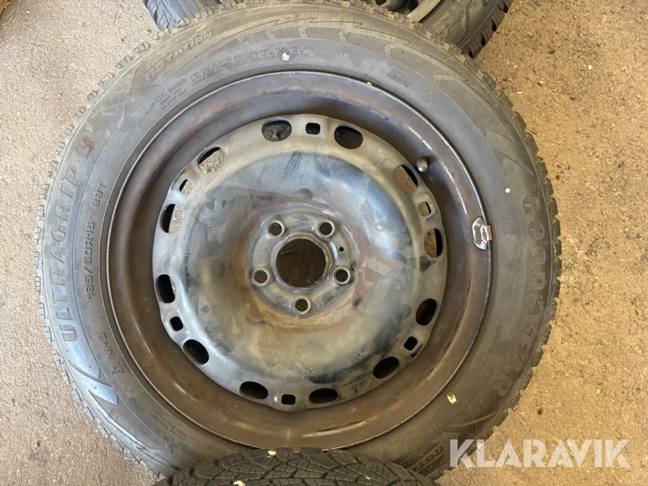 Billede 4 - Dæk på fælge Goodyear Ultragrip