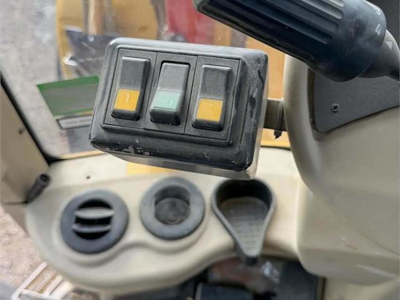 Billede 46 - Hydrema 926 E - Engcon MIG2 joystik (Dobbelt command 2), Engcon rotortilt, Moba 2D