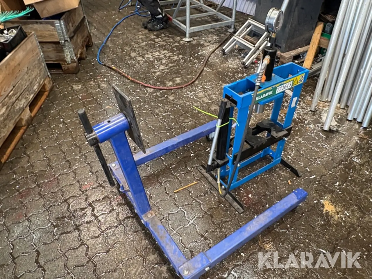 Billede 2 - Værkstedspresse og motorstand
