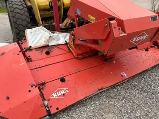Kuhn Skårlægger