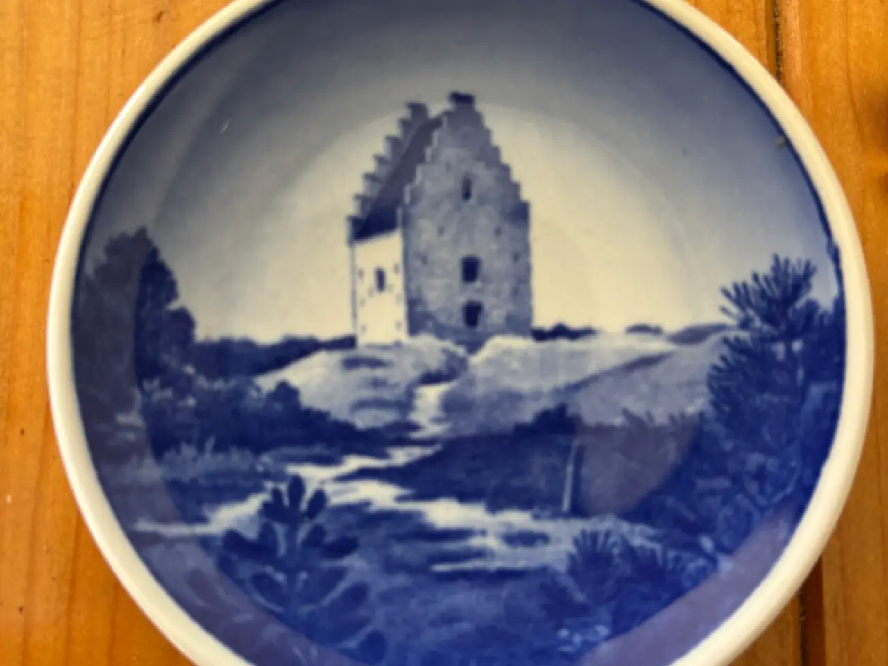 Billede 1 - Royal Copenhagen plaquette nr 81