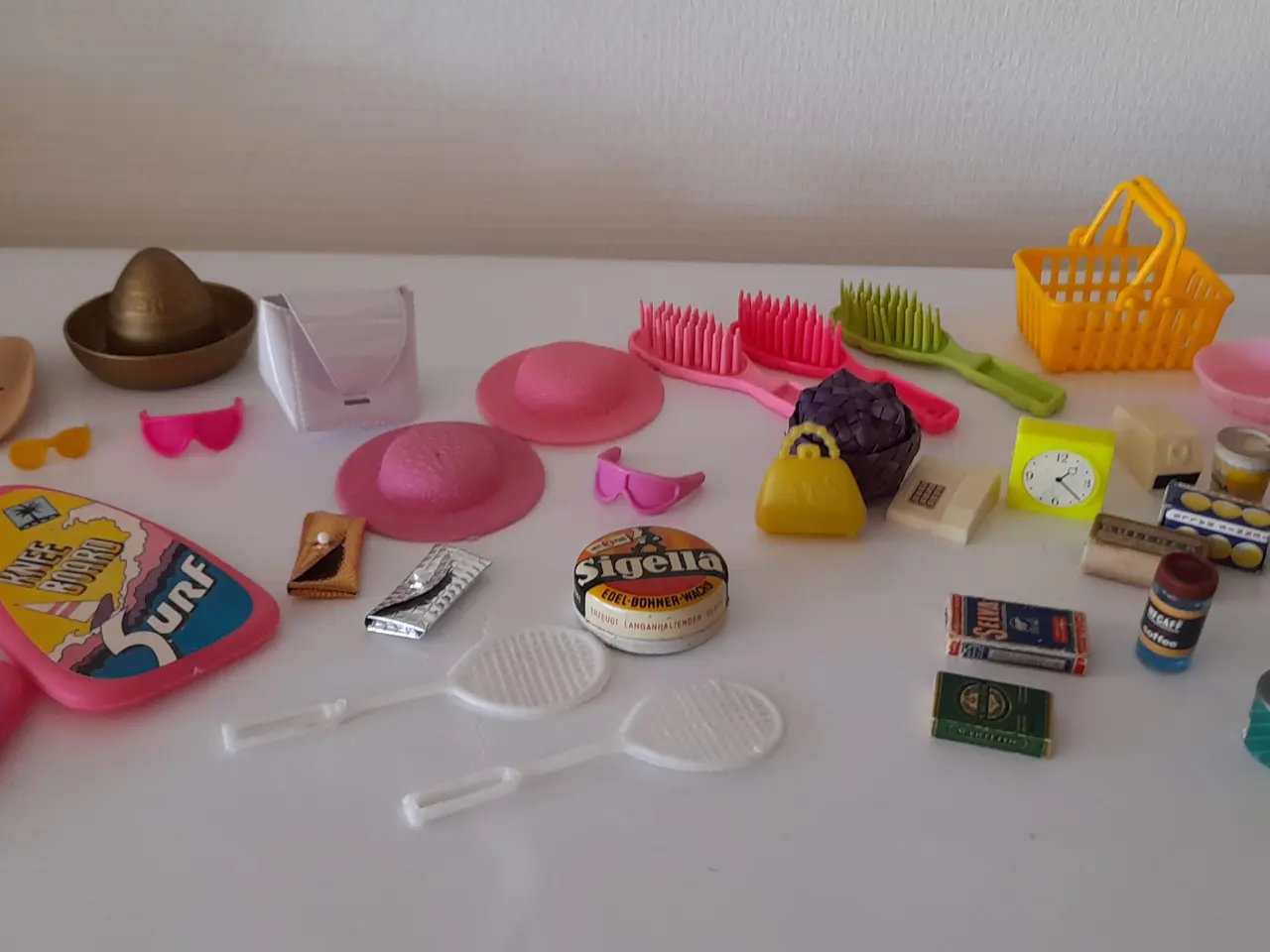 Billede 1 - Barbie-/ tøj og tilbehør & fritid.