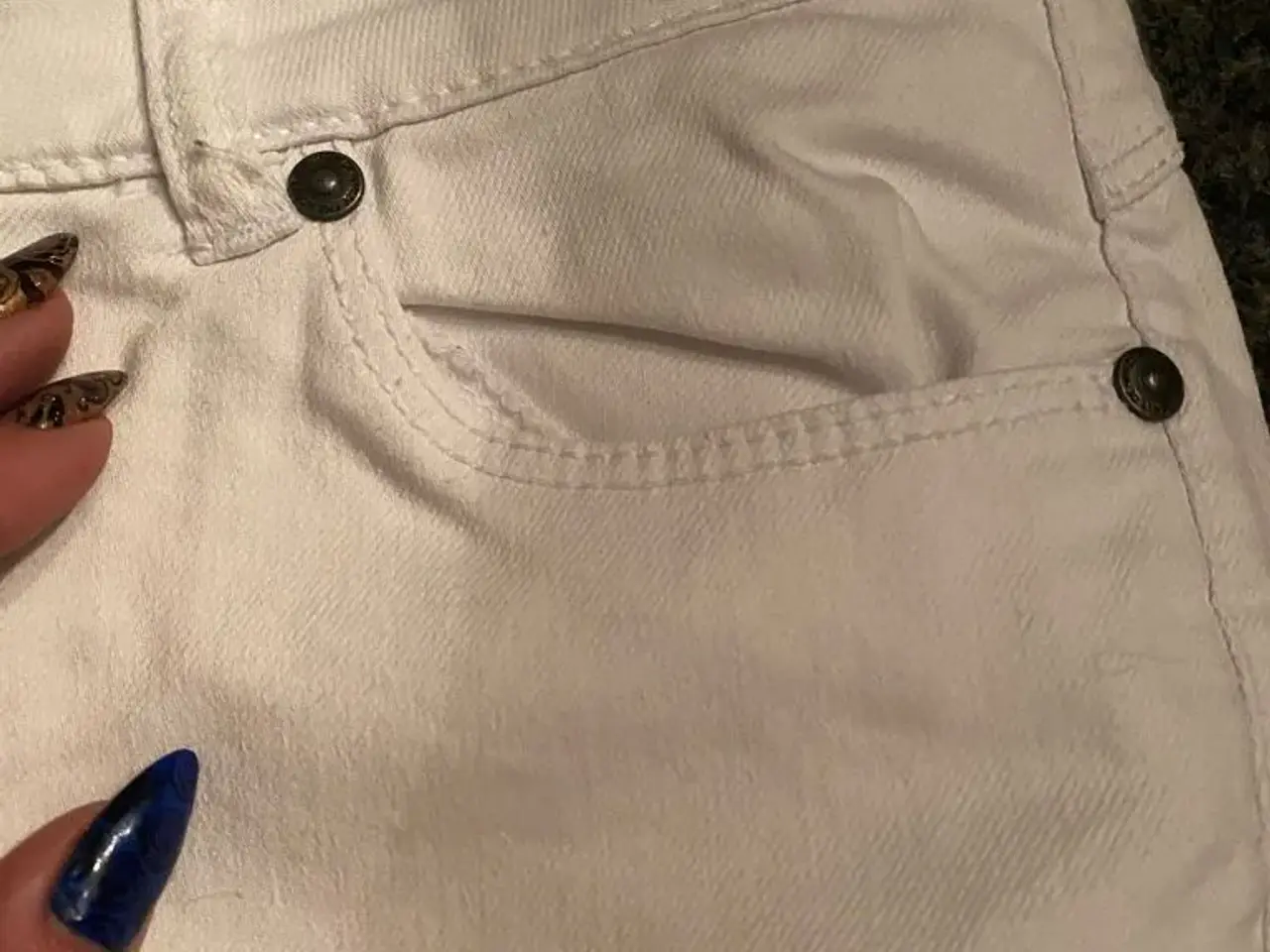 Billede 5 - Hvide Only jeans str small