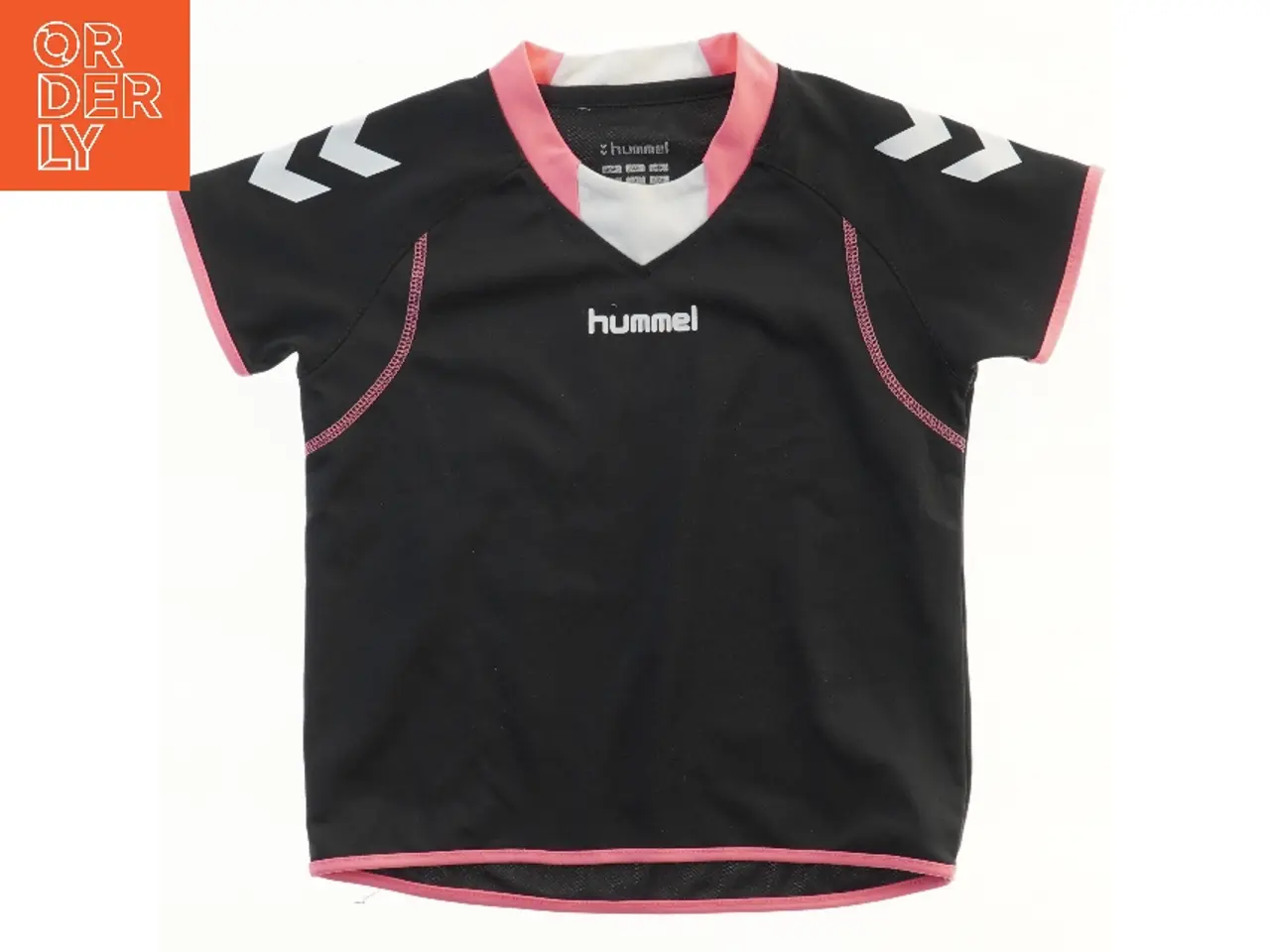 Billede 1 - Hummel sort T-shirt med rosa detaljer fra Hummel (str. 110)