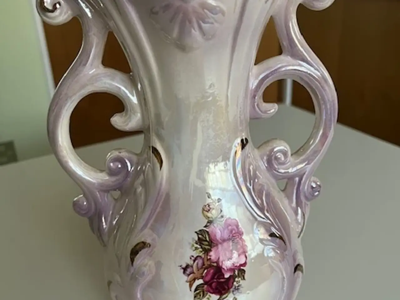 Billede 1 - Vase med blomster på