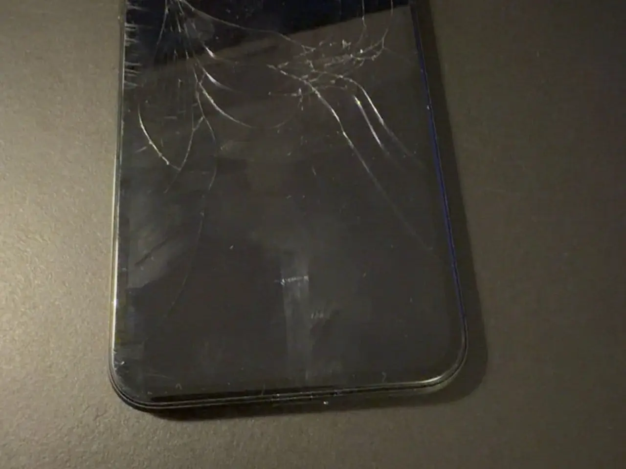 Billede 1 - iPhone XS 256 GB – revnet skærm – nr. 9