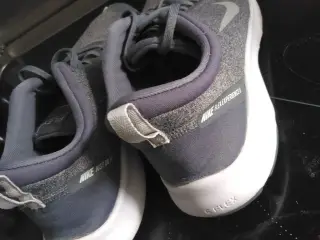 Nike letvægt