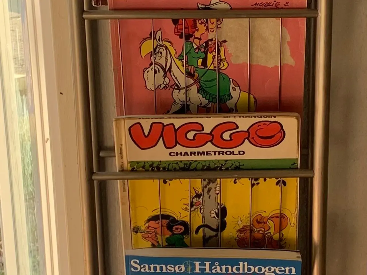 Billede 1 - Magasin holder 