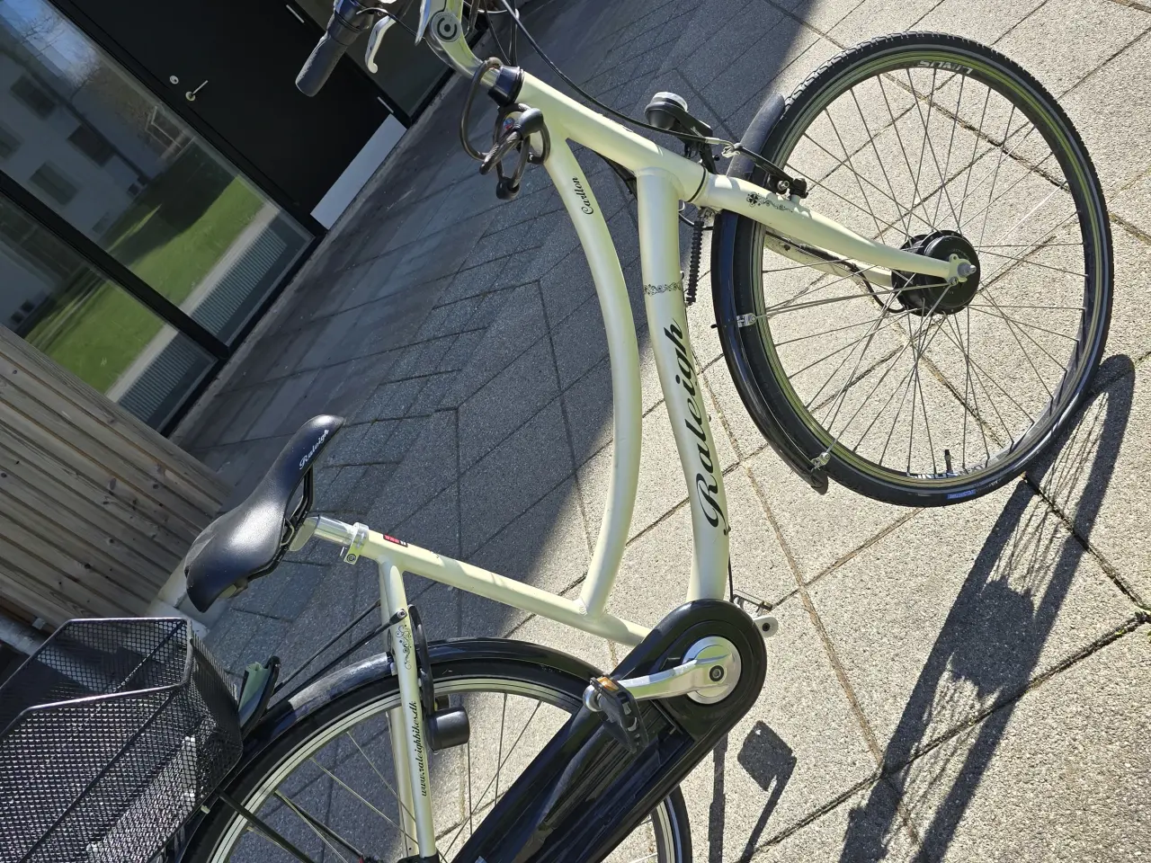 Billede 1 - Raleigh Carlton dame cykel