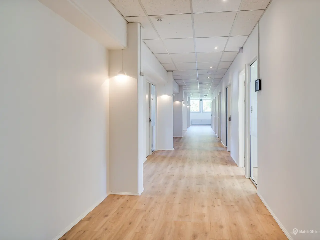 Billede 1 - Fantastisk beliggenhed med mulighed for klinik