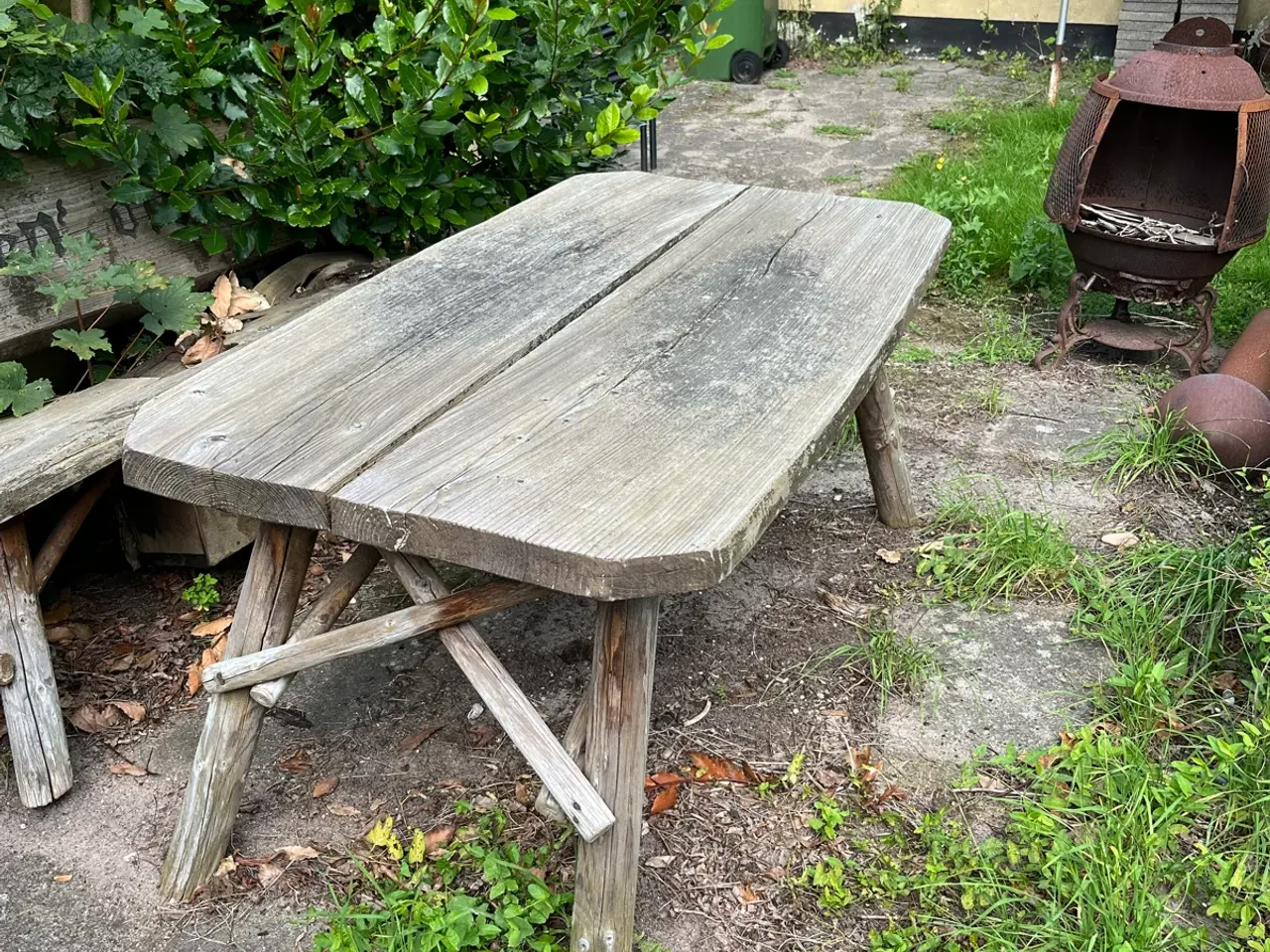 Billede 2 - Havebord og bænk i træ